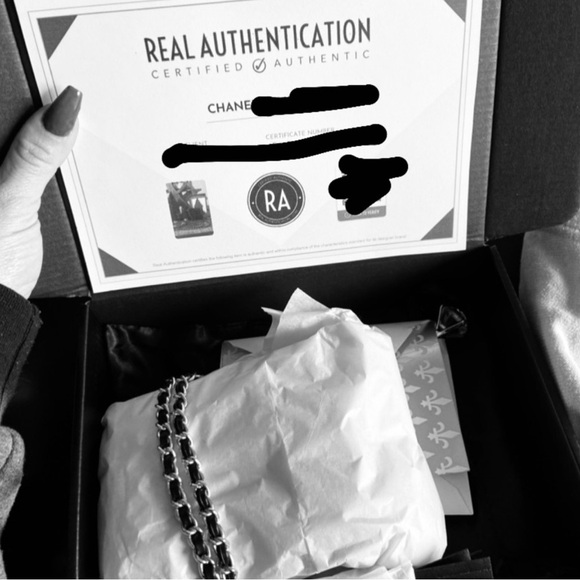 🖤⛓️Chanel Camellia Black Wallet on a Chain with Silver Tone Hardware WOC Revamp - Picture 7 of 10